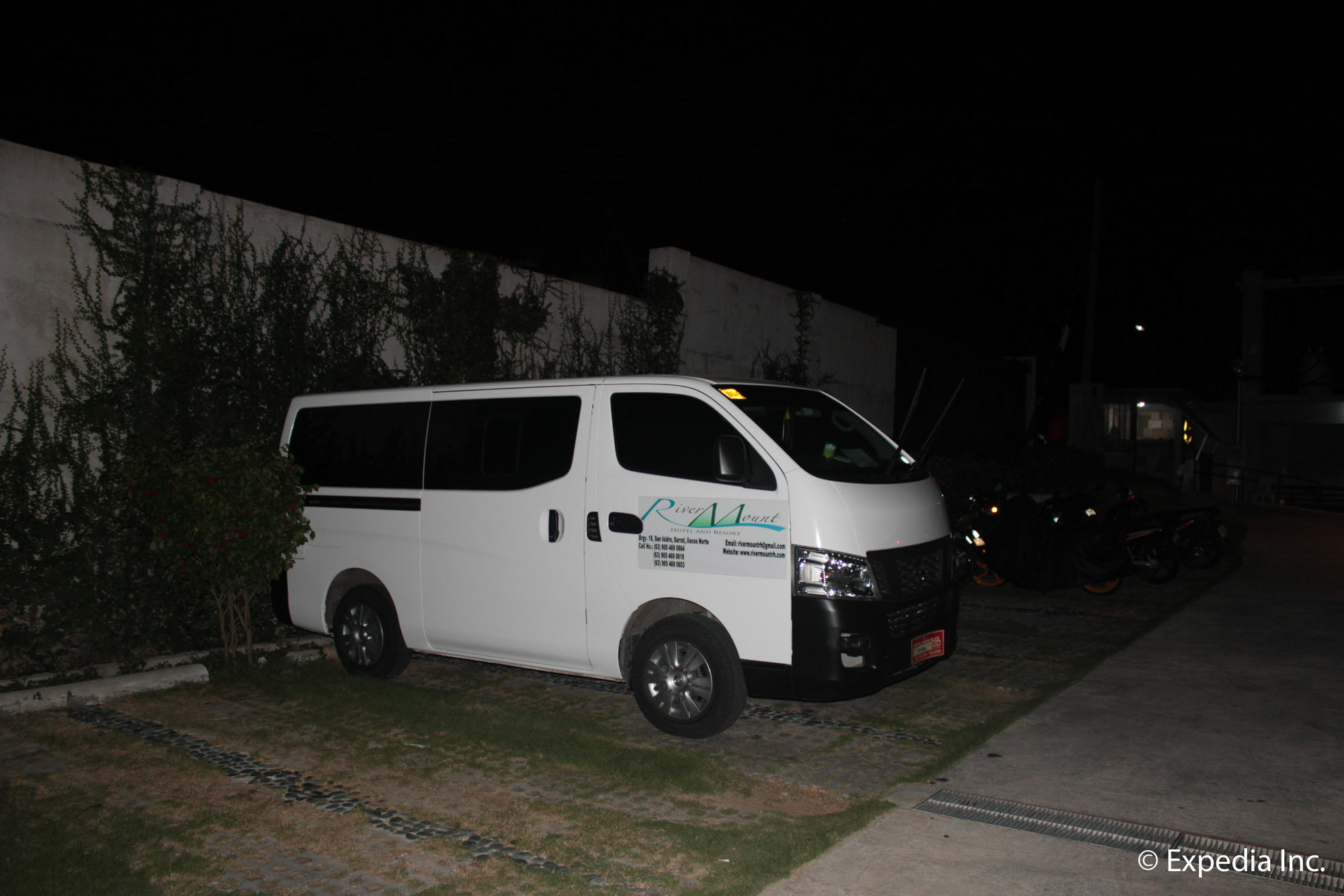 Rivermount Hotel And Resort Sarrat Luaran gambar